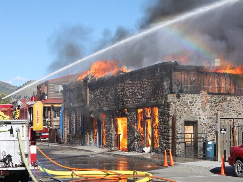 عکس آتش سوزی خانه